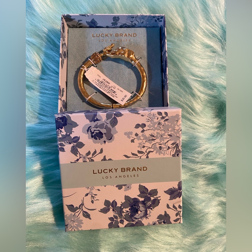 Lucky Brand Gold Tone Elephant Bracelet